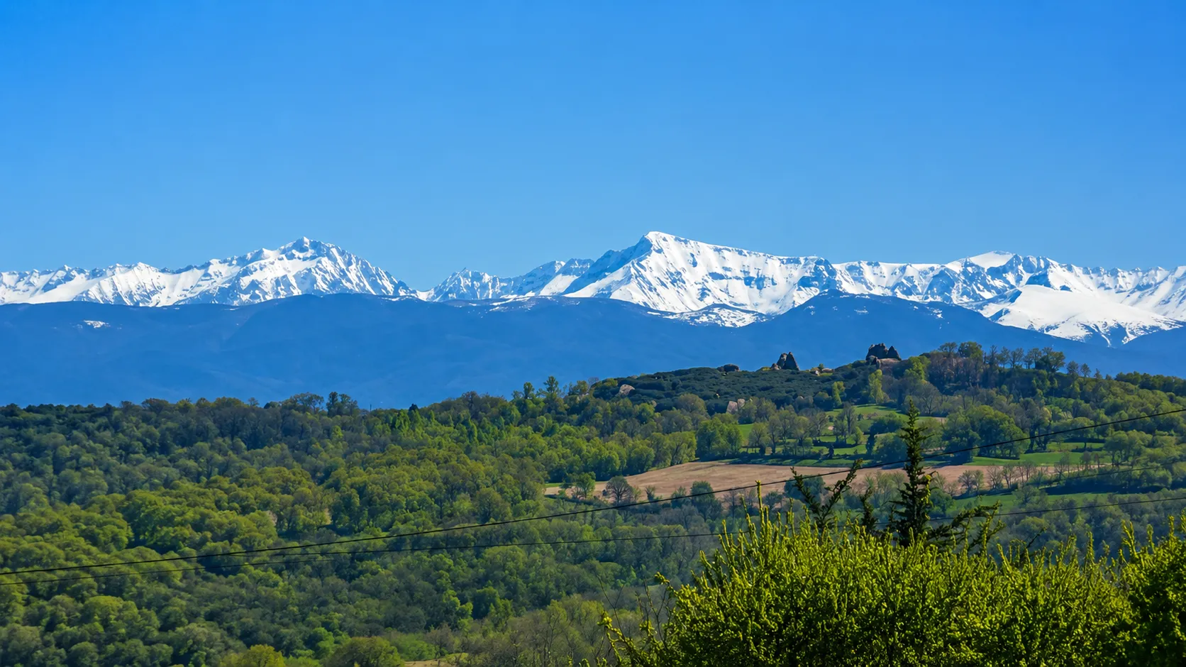 Notre bien : maison d'hôte entre vignes, piscine et Pyrénées – photo 4